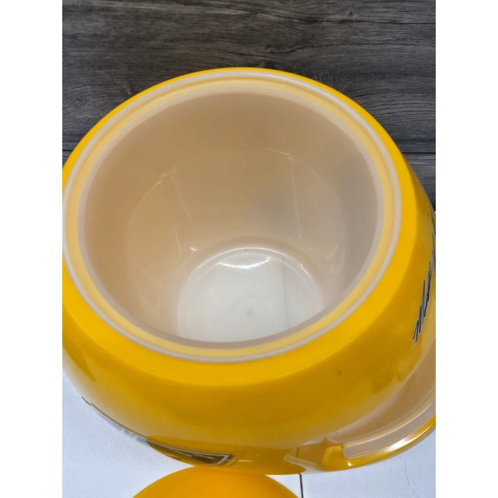 NASCAR Matt Kenseth 17 DeWalt Racing Helmet Snack Bowl Ice Bucket Yellow Plastic